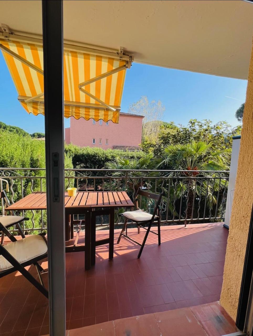 Superbe Appartement Terrasse Et Parking Prive Saint-Tropez Buitenkant foto