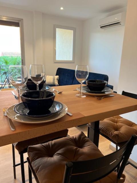 Superbe Appartement Terrasse Et Parking Prive Saint-Tropez Buitenkant foto